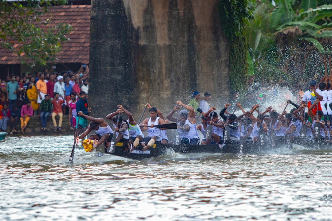 Boat race on Kerala backwaters representing President's Trophy Boat Race 2026