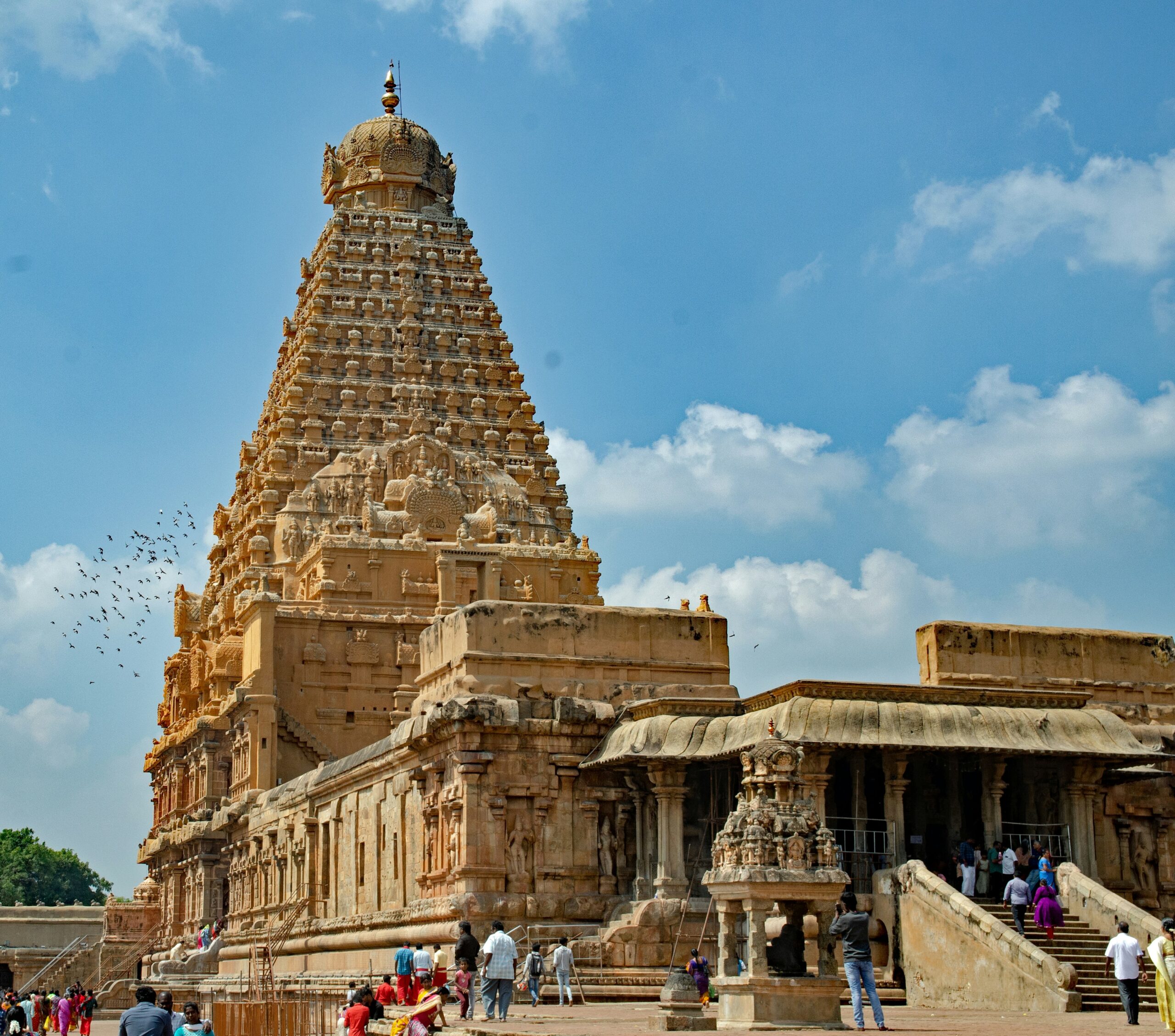 Unique Tamil Nadu landmark image for government jobs guide